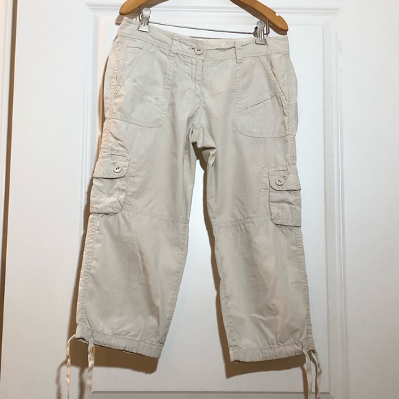 LOFT | Pants u0026 Jumpsuits | Ann Taylor Loft Cargo Capri Pants | Poshmark